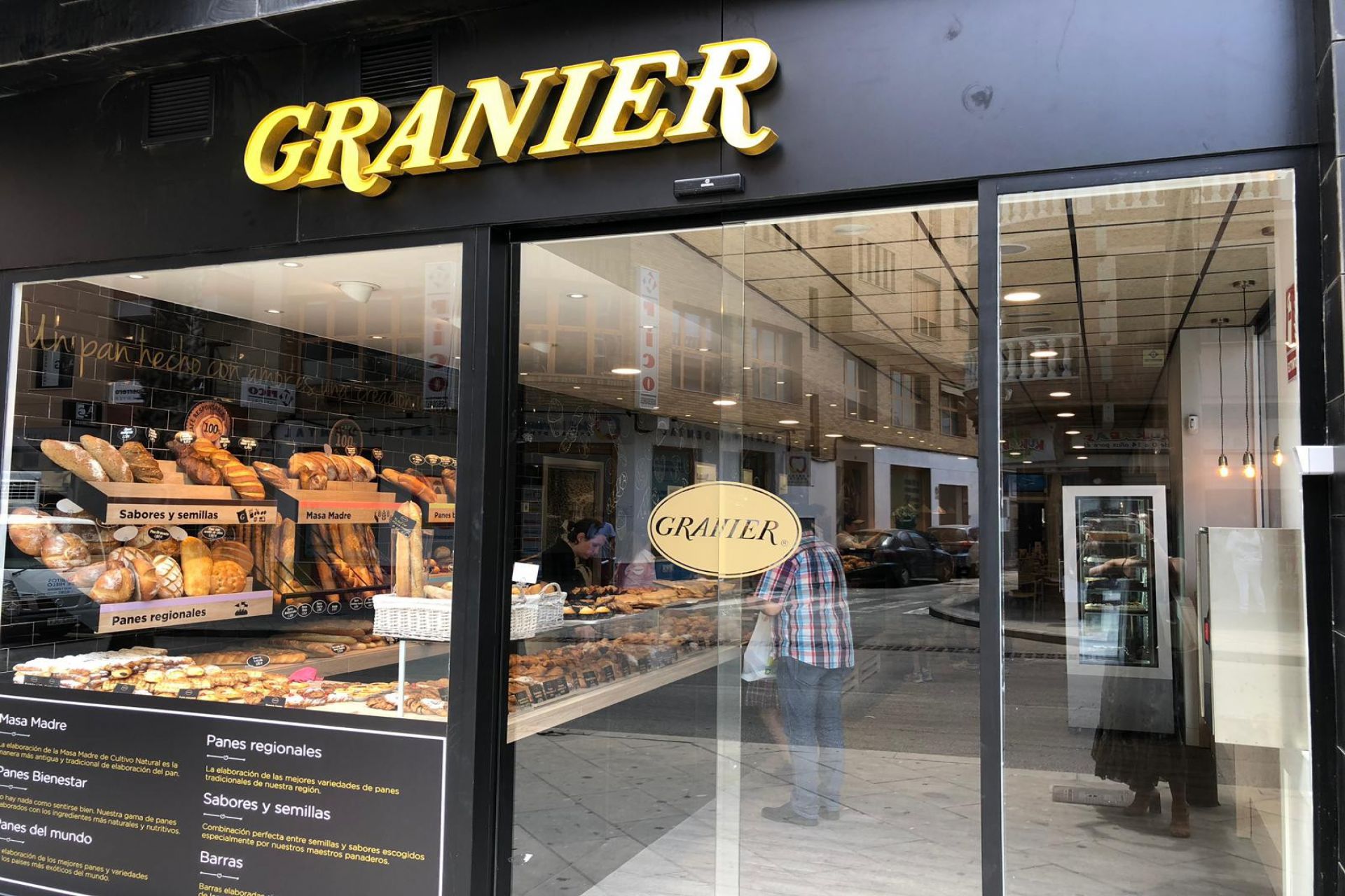 BAKERY AND COFFEE SHOP, GRANIER